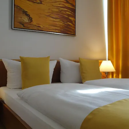 Akademiehotel Hotell 3*