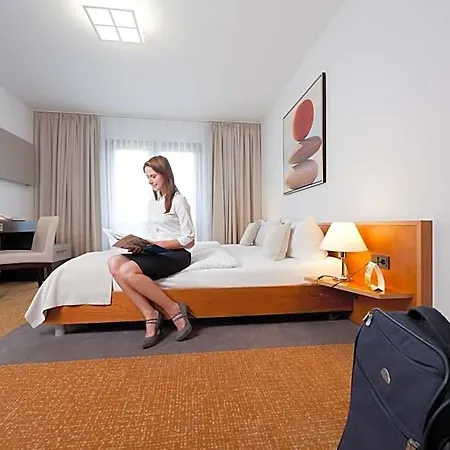 Akademiehotel 3*