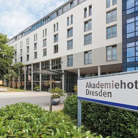 Akademiehotel 3* דרזדן