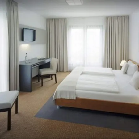 Akademiehotel מלון דרזדן